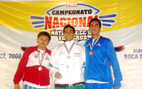  Alejandro Jacobo la gran figura del Nacional de Natación al imponer récords en 100 y 200 mts pecho
